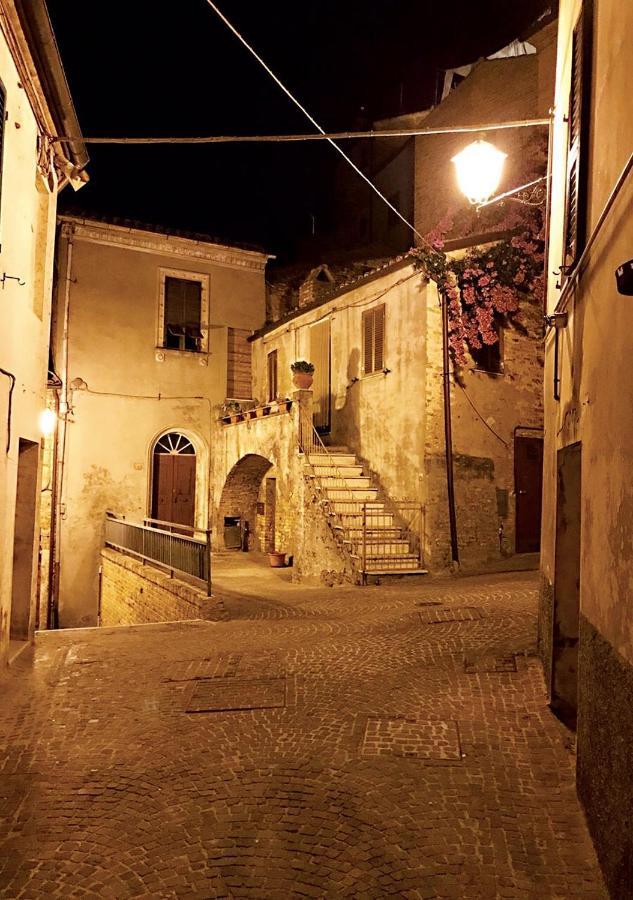 أكوافيفا بيسينا B&B Santa Caterina الغرفة الصورة